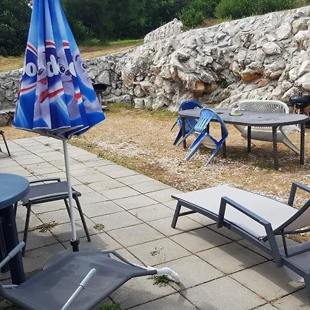 Sanja 3 * Neum